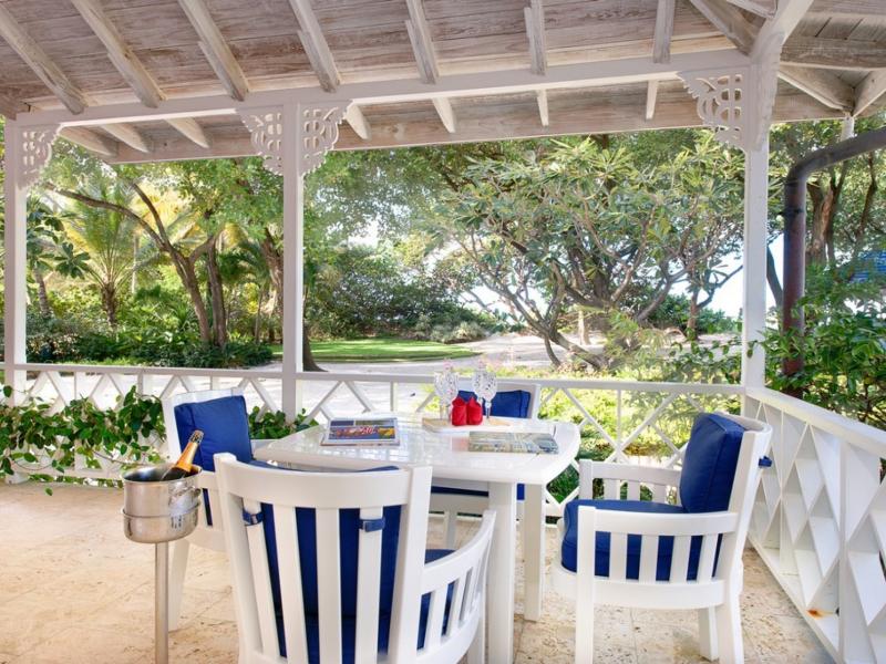 Jacaranda , L'Ansecoy Bay 