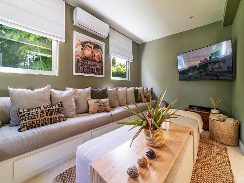 Honeycomb House - Queens Fort , Holetown , Porters , Queens Fort , St James , West Coast Barbados 