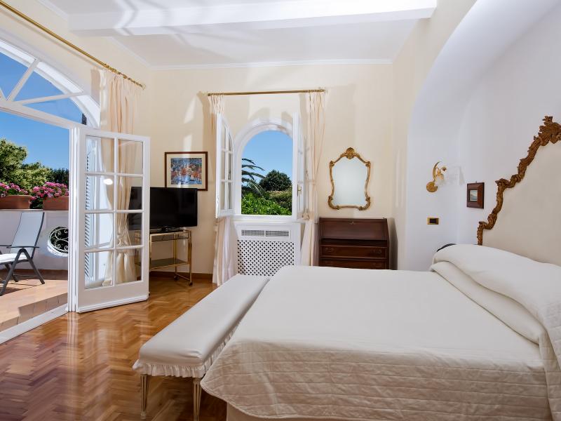 Villa Piccola , Amalfi Coast , Capri Island 