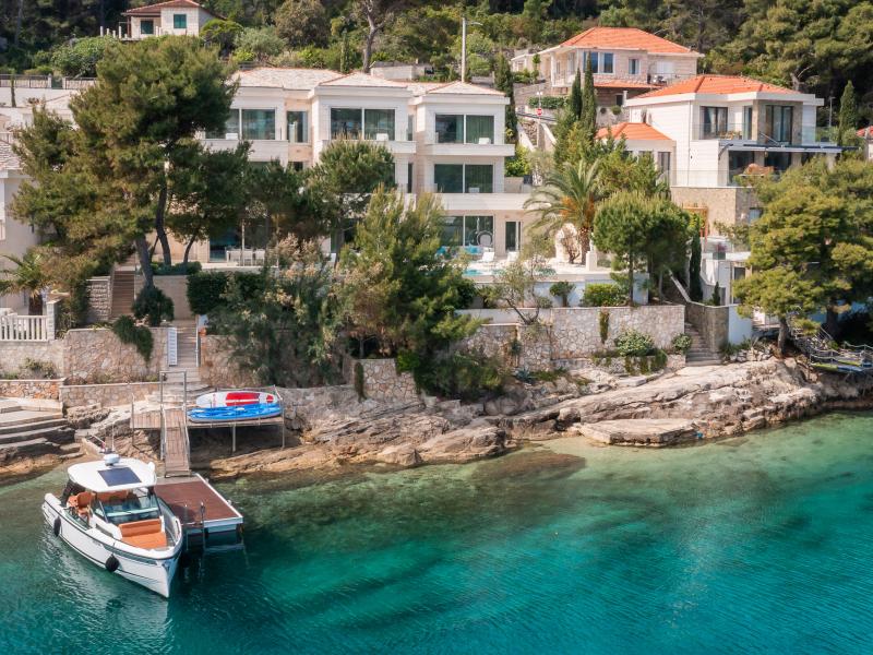 Villa Neptun , Islands 