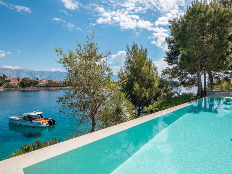 Villa Neptun , Islands 