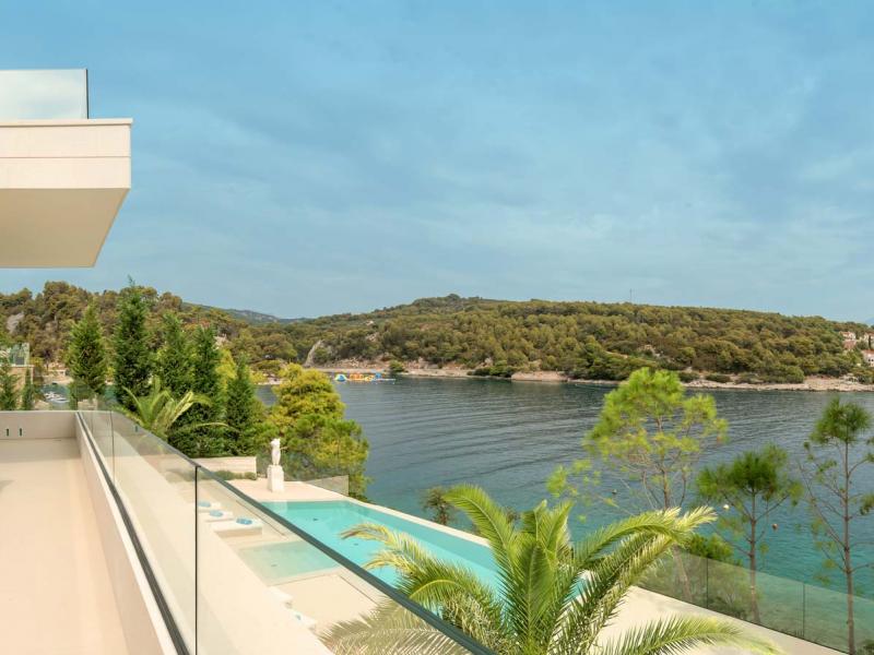 Villa Neptun , Islands 