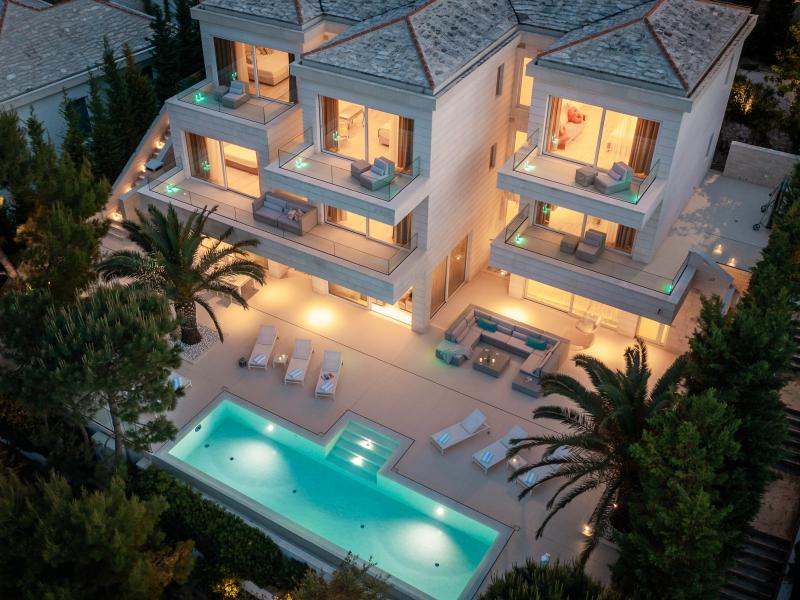 Villa Neptun , Islands 