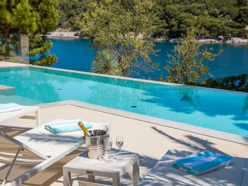 Villa Neptun , Islands 