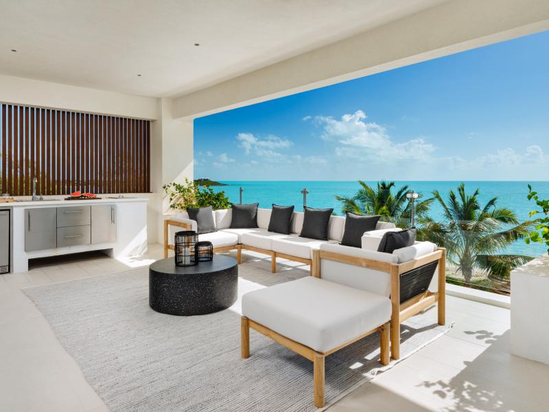 Blue Lagoon , Long Bay , Providenciales 