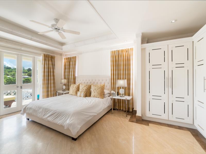 Smugglers Cove 6 , Beachfront villas Barbados , Paynes Bay , St James , West Coast Barbados 