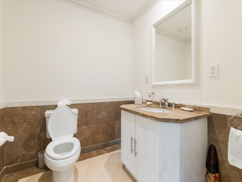 Smugglers Cove 6 , Beachfront villas Barbados , Paynes Bay , St James , West Coast Barbados 