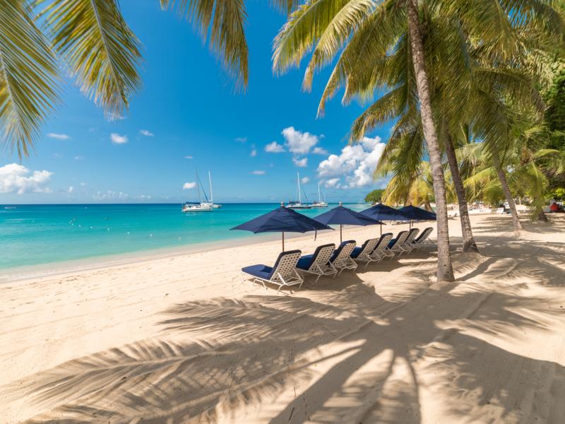 Smugglers Cove 6 , Beachfront villas Barbados , Paynes Bay , St James , West Coast Barbados 