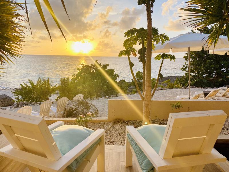 Villa Sandcastle , Lime Stone Bay 