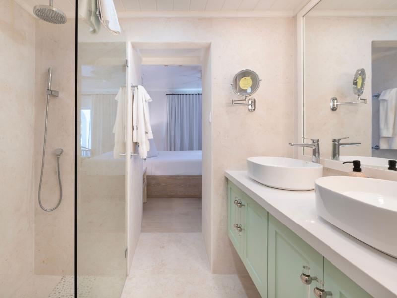 Glitter Bay 301 - The Lighthouse , Beachfront villas Barbados , Glitter Bay , St James , West Coast Barbados 