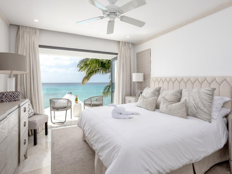Dolphin Beach House - beachfront , Beachfront villas Barbados , Fitts Village , St James , West Coast Barbados 
