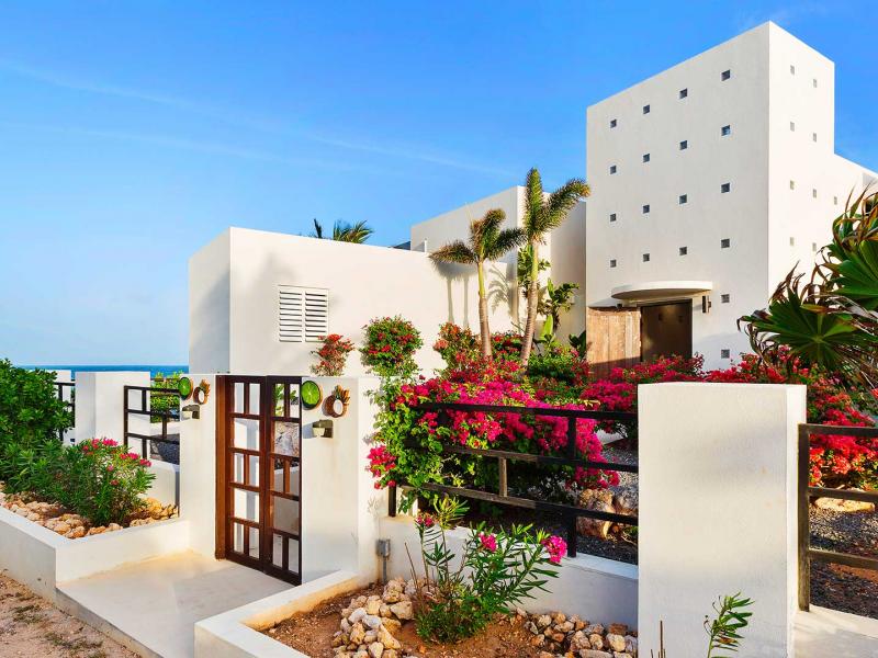 Limin Da Coconut , Little Harbour 