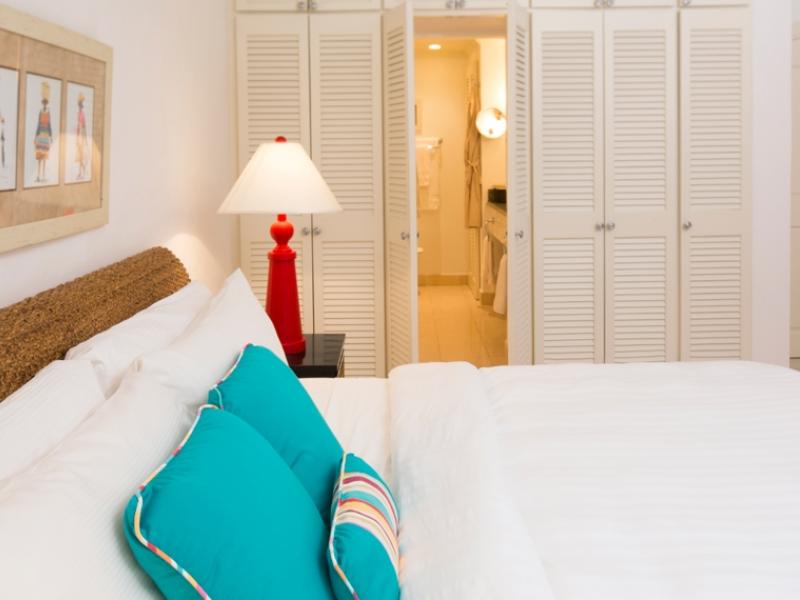 Royal Glitter Bay Apartments , Glitter Bay , Porters , St James , West Coast Barbados 