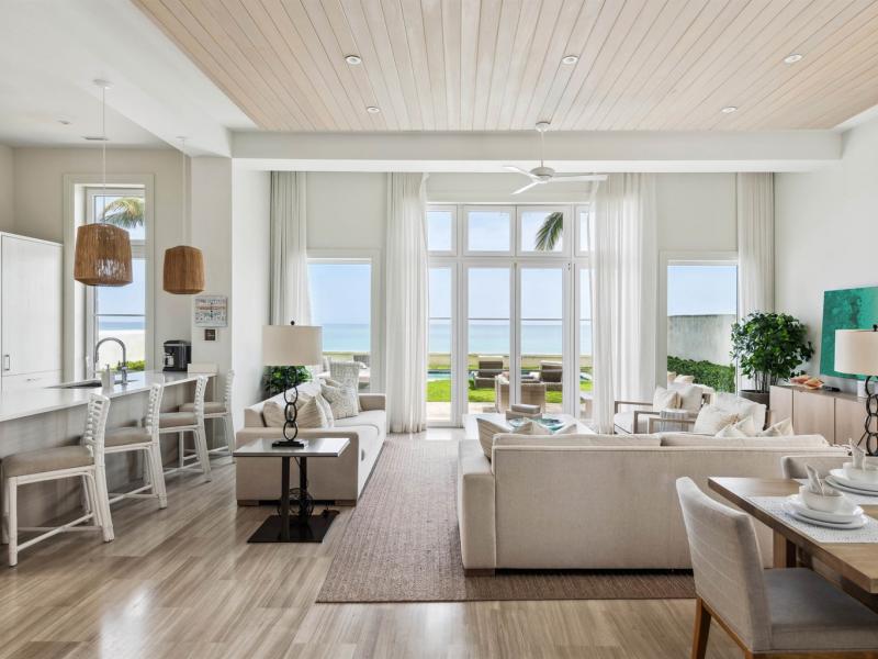 On Beach Time , Nassau 