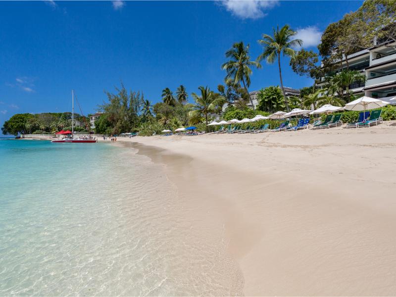Coral Cove 5 - Shutters , Beachfront villas Barbados , Coral Cove , Paynes Bay , St James , West Coast Barbados 