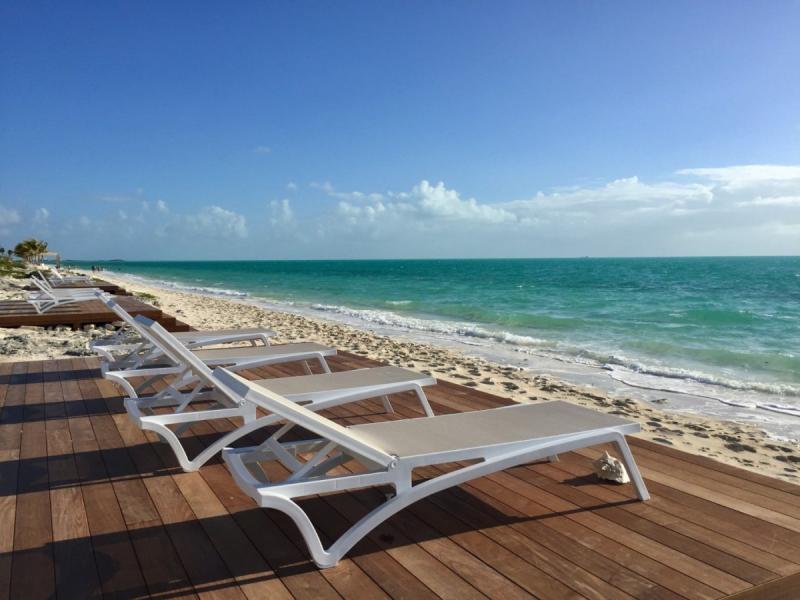 Villa Hyperion , Long Bay 