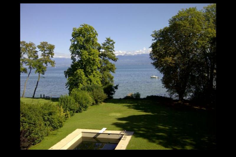 Lake Front Property close to Geneva Lake Front Property close to Geneva