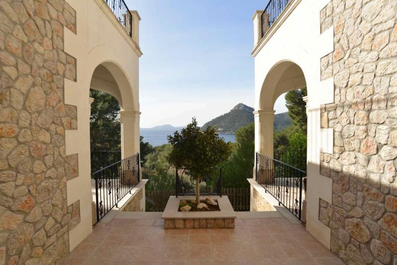 Villa Mireya Formentor Villa Mireya Formentor