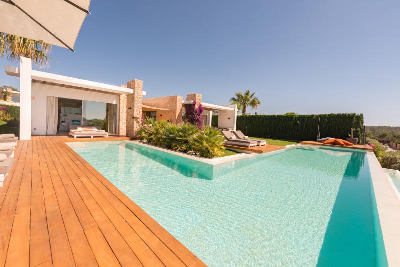 Casa Matias