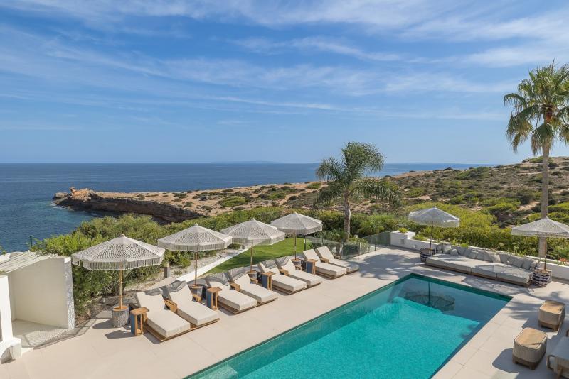 Villa Azura