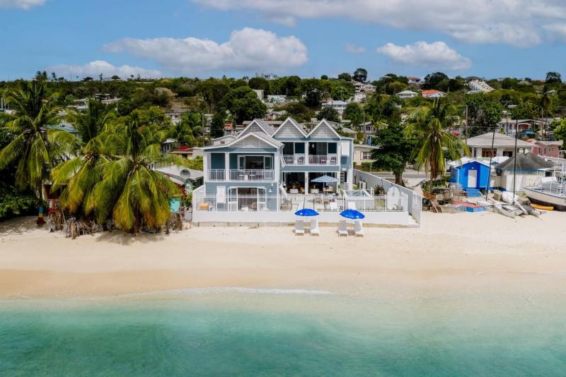 Sea Breeze Beach Villa