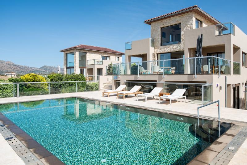 Divine Villas Divine Villas